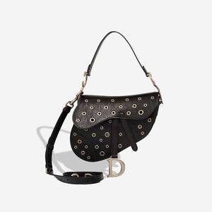 Bolso de Hombro Vintage de Lujo en Cuero Genuino Negro de Becerro Envejecido Mediano con Cierre de Solapa - Product Image 1