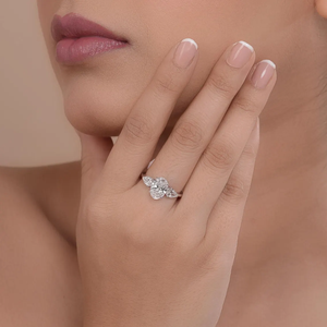 Bague de fiançailles ovale en diamant de laboratoire, diamants latéraux en forme de poire, pierre centrale certifiée IGI, or massif 14K 18K pour femme - Product Image 2