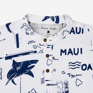 เสื้อยืดเฮนลีย์พิมพ์ลายสำหรับผู้ชาย แขนสั้น สีขาว-น้ำเงิน ลายแผนที่ฮาวาย สไตล์ลำลอง คอตั้ง ผลิตโดย OEM จากบังกลาเทศ - Product Image 5