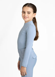 Haut de base respirant et élégant pour l'équitation des enfants, en tissu doux et confortable pour l'entraînement. - Product Image 3