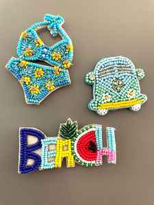 Broche de lujo con cristales y cuentas, joyería llamativa para bodas y fiestas a precio económico. - Product Image 4