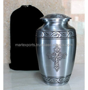 Handmade Metal Pet Cremation Urn Elegant Customizable <b>Memorial</b> for Dogs Cats American Style Engraved Designs Special Remembrance - Product Image 6