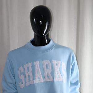 Sudadera SHARKS SKY BLUE con cuello alto, 100% algodón, con apliques bordados, cuello ancho, hilos finos - Product Image 3