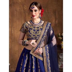 Fascinant bleu marine brodé en soie brute Lehenga Choli - Product Image 4