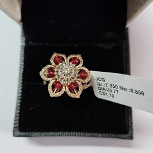 Elegantes anillos de diamantes de cóctel de oro rosa para mujer Diseño de moda - Product Image 2