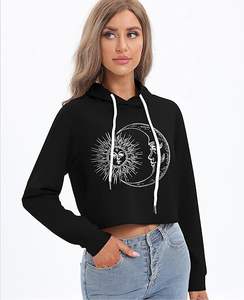 Sweat-shirt à capuche court pour femme avec logo personnalisé – Léger, décontracté, style streetwear - Product Image 1