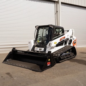 Cargadora compacta BOBCAT T450 con motor Caterpillar y bomba hidráulica TCM - Product Image 3
