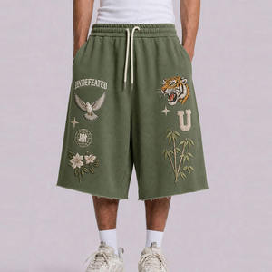 Shorts de survêtement premium pour hommes avec broderie tigre, style gothique, streetwear, en molleton épais, fabricant OEM - Product Image 2