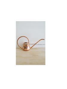 Bote de agua de cobre Ayurvédico para almacenar agua potable con elementos de diseño cultural y de construcción Premium - Product Image 3