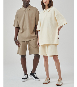 ชุดเสื้อผ้าผู้ชาย OEM รุ่นใหม่ล่าสุด คุณภาพสูง รับทำโลโก้ เสื้อโปโลผู้ชายผ้าฝ้าย 100% และชุดกางเกงขาสั้นสำหรับผู้ชาย ปี 2026 - Product Image 3