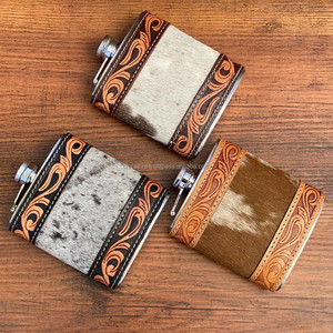 Flasque moderne en étain 6oz en acier inoxydable avec pochette en cuir artisanal, housse en cuir de vachette pour vodka et whisky - Product Image 4