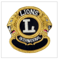 Écussons de luxe personnalisés en dentelle brodée à la main, avec fils dorés, couronne, abeille, appliques perlées, badges écologiques à scratch pour blazers