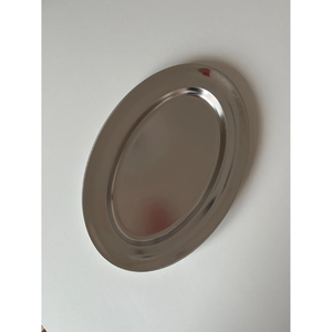 Plateau de service ovale élégant en métal plaqué argent, style moderne, design simple, idéal pour la décoration intérieure et les événements – Vente chaude - Product Image 2