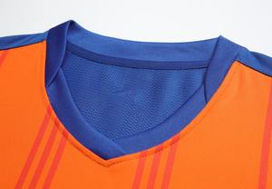 Maillots et shorts de football d'hiver personnalisés de haute qualité, respirants, avec logo imprimé, durables, 100 % polyester - Product Image 2
