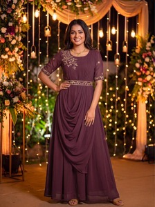 Vestidos de Novia con Estilo Variado, con Dupatta y Cinturón, con Bordado y Trabajo a Mano, para Venta de Exportación - Product Image 2