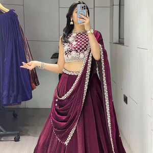 Ensemble Lehenga Choli Royal Flairy Kali avec Dupatta à motifs de perles contrastées et ceinture de créateur - Product Image 1