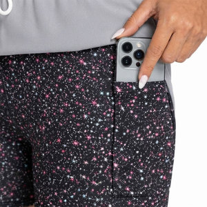 Shorts Deportivos 2 en 1 para Mujer con Bolsillo para Teléfono, Cintura con Cordón Ajustable, Absorbentes de Sudor y Ajuste Delgado, Impresión por Sublimación Personalizada - Product Image 5
