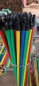 ด้ามไม้ยูคาลิปตัสสีธรรมชาติ 120 ซม. เส้นผ่านศูนย์กลาง 20-25 มม. คุณภาพชั้นหนึ่ง ไม้ปาล์มสำหรับถูพื้น GMEX JSC กระเป๋าผ้าทอมือ - Product Image 6