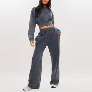 Pantalones Deportivos Acampanados para Mujer de Primera Calidad, Nueva Llegada, Hechos de Algodón, Fabricados en Fábrica - Product Image 1