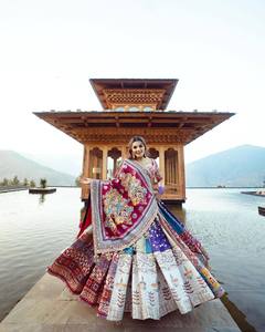 Lehenga Choli Étnico para Mujer, Dupatta Estampada de Seda, Vestido Tradicional Gujarati para Bodas, Fiestas y Navratri - Product Image 4
