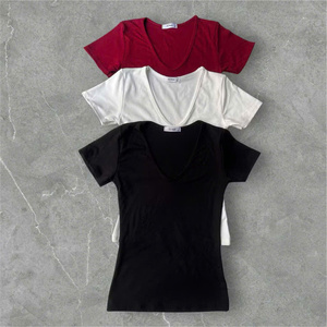 Camiseta de Manga Corta con Cuello en V para Mujer, 100% Algodón Orgánico con Certificado GOTS, Color Sólido Básico, Tejido Liso Teñido, Estilo ODM OEM - Product Image 1