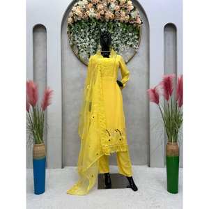 Conjunto de Blusa y Pantalón de Silueta Holgada con Estampado Floral, Cintura Natural y Dupatta de Chifón para Fiestas - Product Image 2