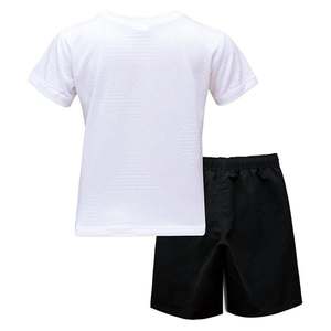 ชุดออกกำลังกายผู้ชายแบบ 2 ชิ้น เสื้อยืดและกางเกงขาสั้นระบายอากาศสำหรับฤดูร้อน สั่งทำขายส่งได้ - Product Image 5