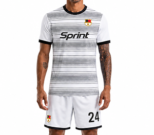 Camiseta de fútbol de secado rápido de fabricante al por mayor, camiseta de fútbol de equipo personalizada para adultos, diseño de ropa de fútbol Premium - Product Image 1