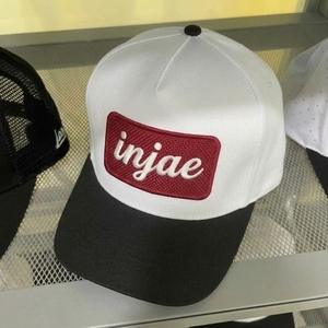 หมวกเบสบอล 5 แผงแบบสั่งทำ OEM ปักลายแบบทอ ขอบโค้งสำเร็จรูป ปิดด้วย Snapback  ขั้นต่ำในการสั่งซื้อน้อย ผู้ผลิตเครื่องประดับศีรษะ ODM - Product Image 2