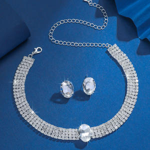 ชุดเครื่องประดับเพชรแท้ AMBER JEWELS T-3409 ชุบทอง 18K ดีไซน์หรูหราสำหรับทุกเพศ ประกอบด้วยสร้อยคอแบบโชคเกอร์ทรงกลมเจียระไนแบบบริลเลียนท์ และต่างหู - Product Image 1
