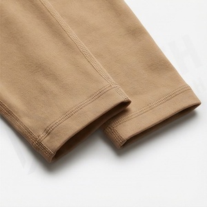 ชุดโยคะสำหรับผู้หญิงไซส์ใหญ่ เอวยางยืด ระบายอากาศได้ดี น้ำหนักเบา สองชิ้น ลายเรียบ สวมใส่สบาย - Product Image 6