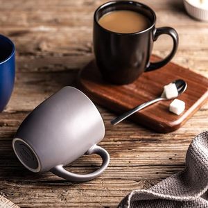 Tasse à café en céramique artisanale de qualité supérieure à prix abordable pour l'exportation, magnifiquement conçue, toutes couleurs, fabriquée à la main. - Product Image 3