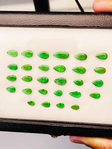 มรกตธรรมชาติจากแซมเบีย รูปทรงลูกแพร์ 28 เม็ด น้ำหนัก 19.64 กะรัต สีเขียว รับรองโดย IGI ชุดอัญมณีเข้าชุดสำหรับทำเครื่องประดับ - Product Image 3