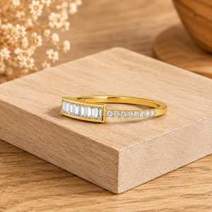 Bague minimaliste en or massif 10K 14K 18K avec diamant taille baguette brillant 0,35 ct, délicate et empilable, pour mariage et fiançailles, bijoux fins - Product Image 4
