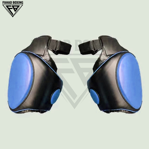 Protector de Muslos para Boxeo, Color Azul y Negro, Ligero, Alta Resistencia a Impactos, Mejor Rendimiento, Nuevo, Moderno, Hecho a Medida - Product Image 2