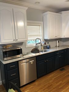 Diseños Profesionales Integrales SANYANG: Gabinetes de Cocina Modulares Antiguos de Madera de Abedul con Puertas de MDF, Fácil Instalación y Limpieza para Villas - Product Image 3