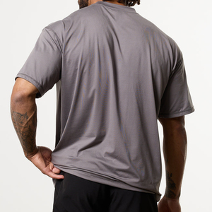 Camiseta Casual de Punto para Hombre, Cuello Redondo, Manga Corta, Color Gris, Corte Regular, Diseño Liso Teñido - Product Image 4