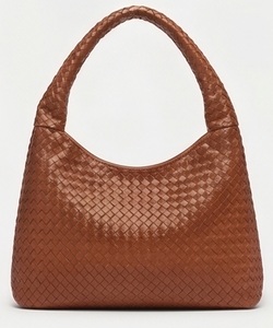 Sac fourre-tout hobo en cuir véritable tressé pour femme, personnalisé, de luxe, avec fermeture éclair et chaînes, 55x8x33 CM, vente en gros - Product Image 1