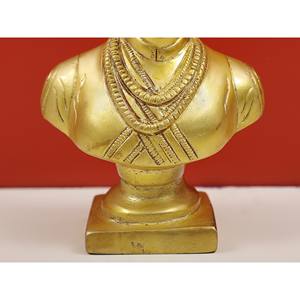 Petite sculpture de buste Chhatrapati Shivaji faite à la main de 6 pouces en laiton fabriquée en Inde - Product Image 3