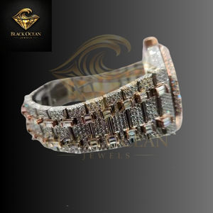 Reloj BOJ A.P Premium con Diamantes VVS, Esfera Roja Lujosa y Exclusiva, Acero Inoxidable, Totalmente Cubierto de Moissanita, 41 mm, el Sueño de los Amantes del Hip Hop - Product Image 2