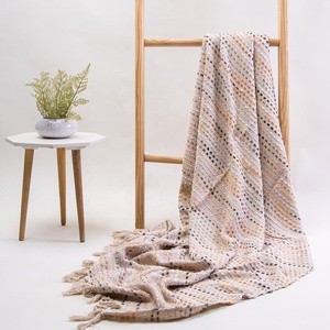 Manta Ligera Decorativa Hecha a Mano con Tejido de Algodón, Borde con Flecos y Borlas, para Sofá - Product Image 4