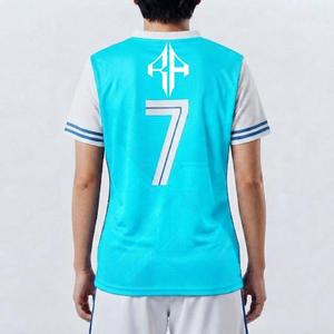 Camiseta de Fútbol con Logotipo Blanco, Manga Corta, Cuello en V para Mujer, 100% Poliéster, Corte Regular, Cierre de Tirantes, por RIVIAN ATLANTIC - Product Image 2