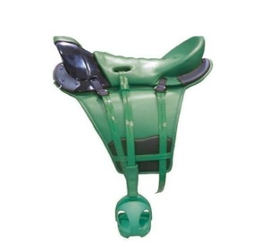 Selle de dressage anglaise verte en plastique, arbre en PP synthétique, couleur verte, légère, durable, confortable et bien ajustée - Product Image 1