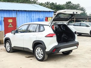 <span class=keywords><strong>Toyota</strong></span> Corolla Cross Modèle 2026 2.0L <span class=keywords><strong>Hybride</strong></span> Intelligent Version Élite Conduite à Gauche Idéal pour les Familles et les Commuters Urbains - Product Image 4