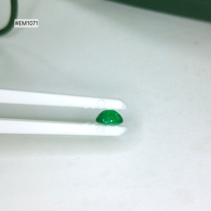Nueva llegada, esmeralda zambiana de grado 3A, 7.30-5.00-3.90 mm, piedra preciosa ovalada suelta, 0.91 ct, piedra verde intensa para anillo, colgante, joyería. - Product Image 6