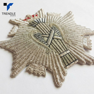 Parche bordado 3D hecho a mano con espadas cruzadas, hilo de bullion, insignia personalizada, insignia cosida con alambre de cobre - Product Image 6