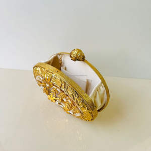 Pochette en coquillage 100 % originale de haute qualité avec fermoir en laiton, artisanat indien fait main, artisanat métallique artisanal à vendre - Product Image 5