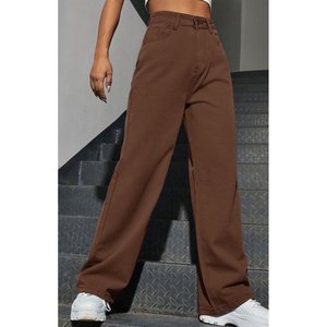 Jean en denim marron élégant et tendance pour femme, coupe large, taille haute, style boyfriend, écologique, durable, style urbain - Product Image 4