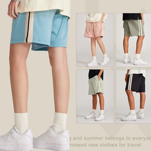Shorts décontractés unisexes pour hommes Collection Printemps-Été 2026 Shorts avec logo applicables Shorts à bandes latérales Shorts personnalisables - Product Image 4
