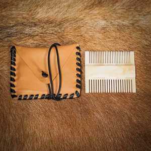 Peine de Cabello de Hueso Tradebyd, Herramienta Profesional para el Cuidado del Cabello, Peine de Estilismo Hecho a Mano, Accesorio de Aseo Natural Premium, Ecológico - Product Image 1
